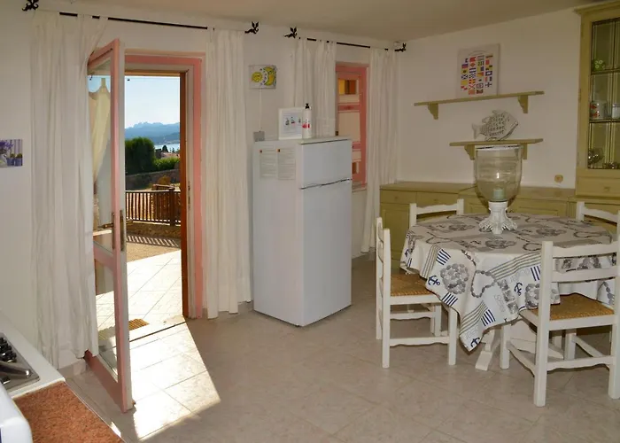 Casa Ugb Daire Cannigione