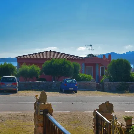 Casa Ugb * Cannigione
